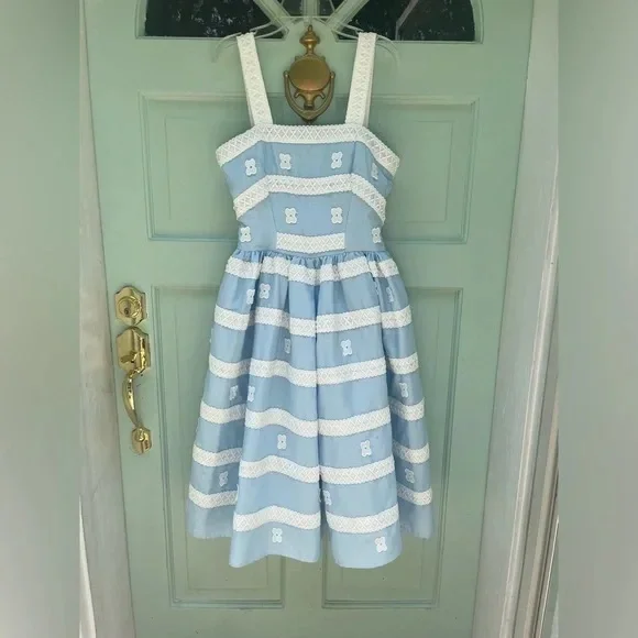 Unique Vintage Barbie Dress - Picture 3 of 4